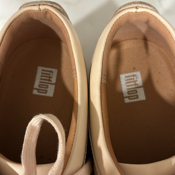 Fitflop walking shoes - Picture 2 of 6